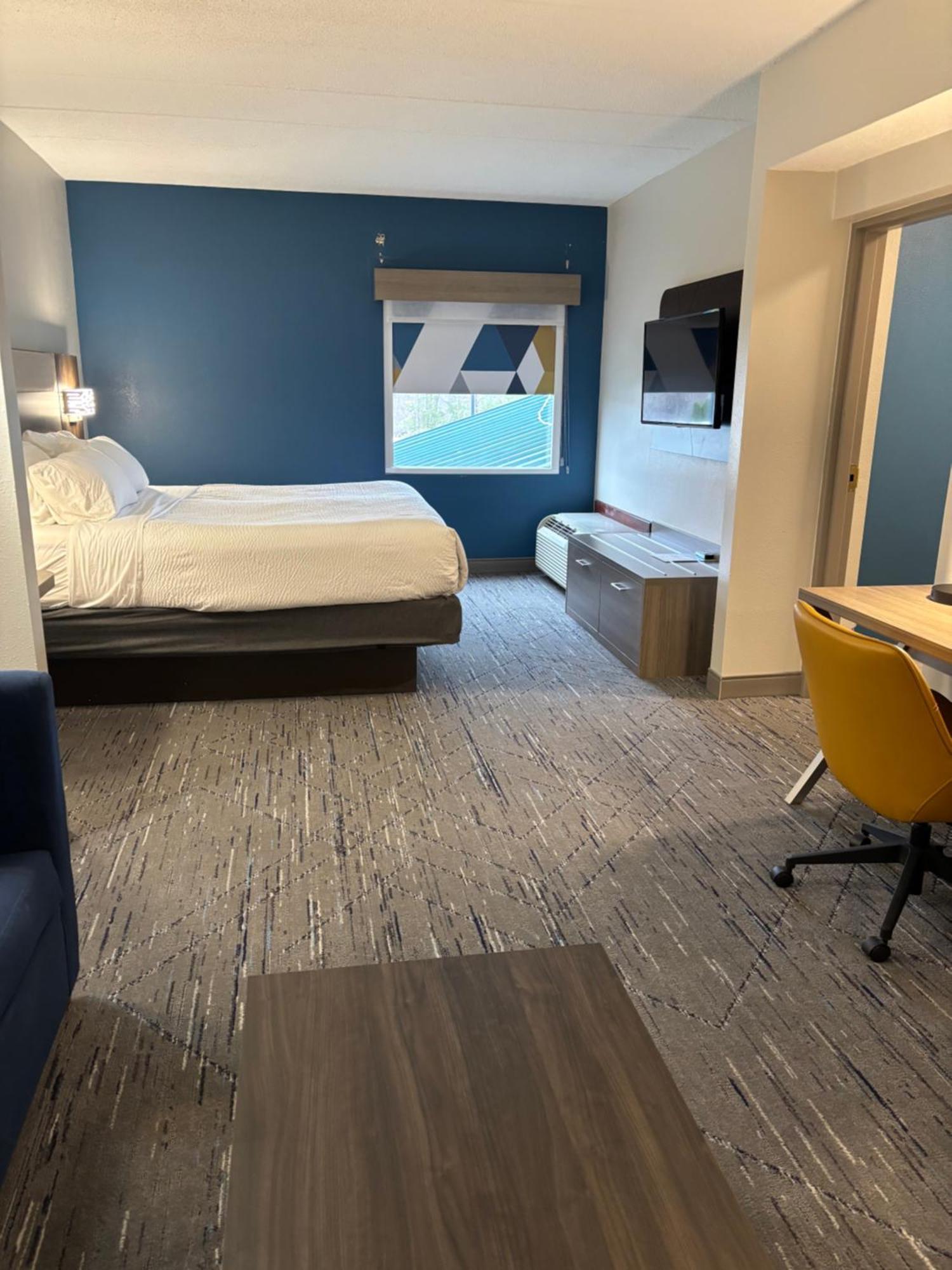 Holiday Inn Express Hotel & Suites Charleston-Southridge By Ihg Extérieur photo